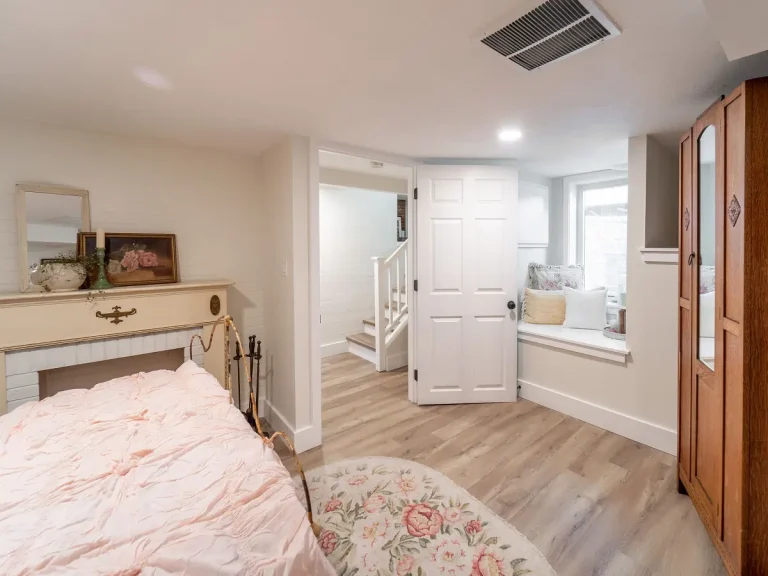 Boise North End Neighborhood Basement Finish Bedroom Guest Suite Remodel